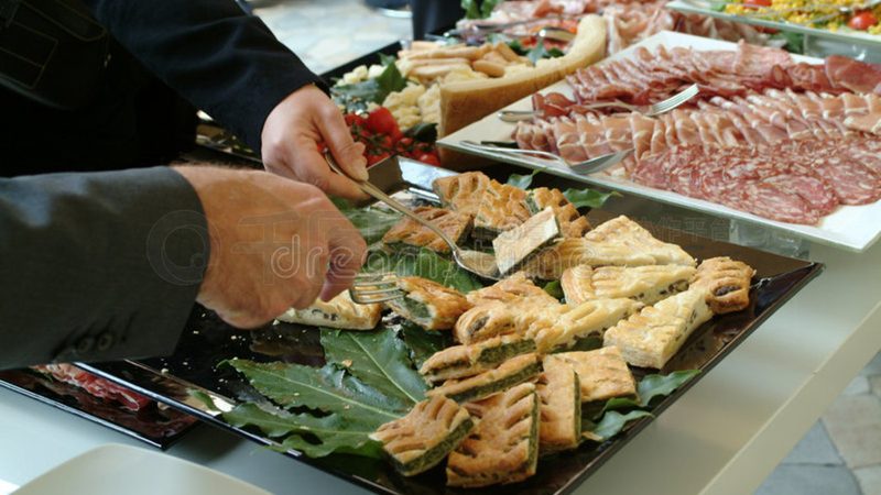 食材配送价格并非一成不变，它由以下几个因素构成：